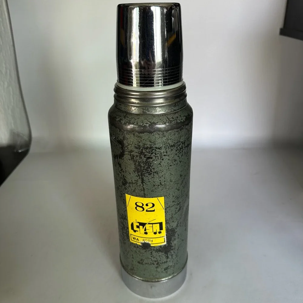 Vintage Aladdin Stanley 1 Quart Vacuum Bottle Thermos A-944C Hammertone Green - Picture 3 of 14